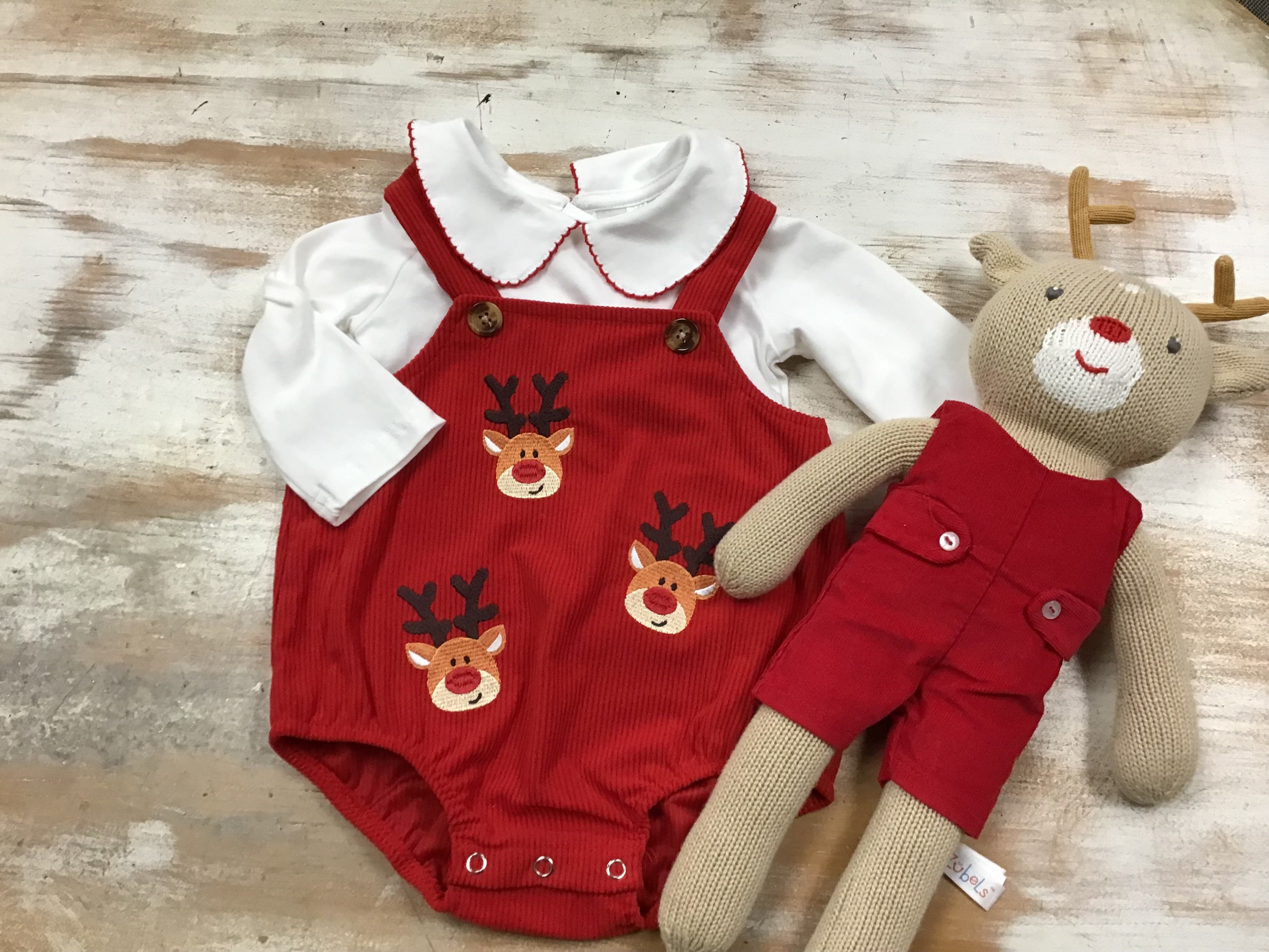 Collared Reindeer Bubble