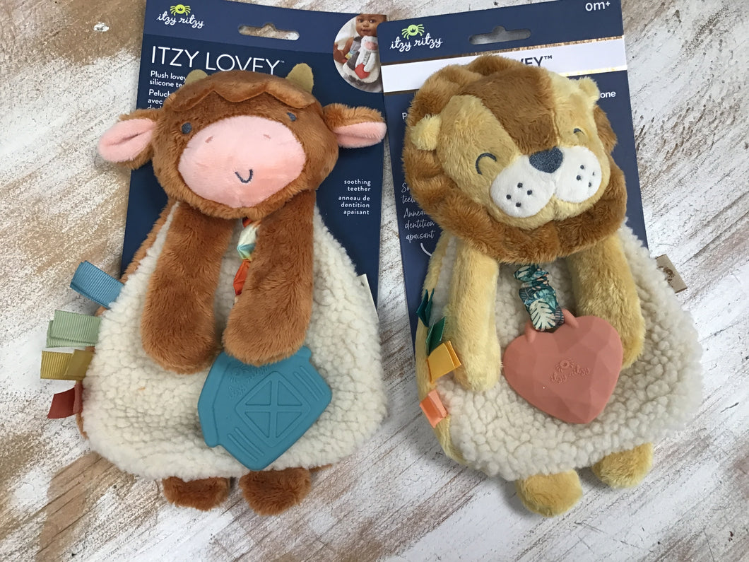 Itzy Lovey Plush