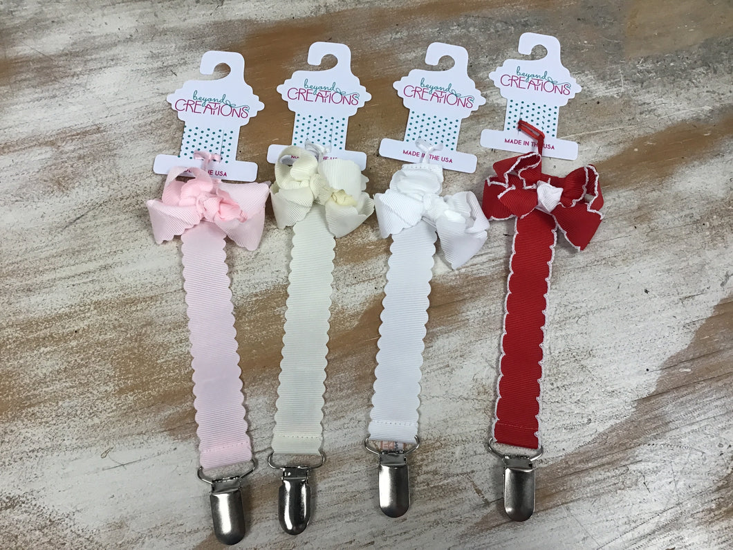 Bow Paci Clip