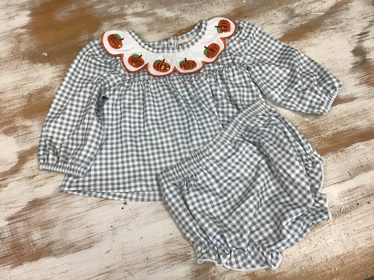 Collared Pumpkin Set