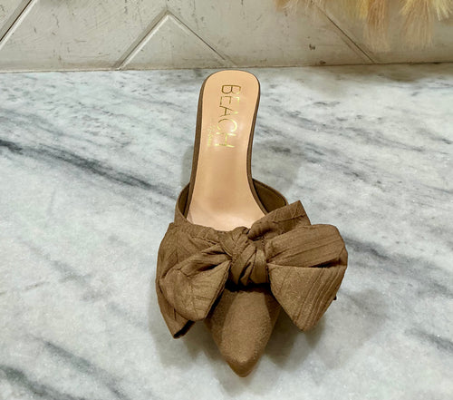Goldie Heel