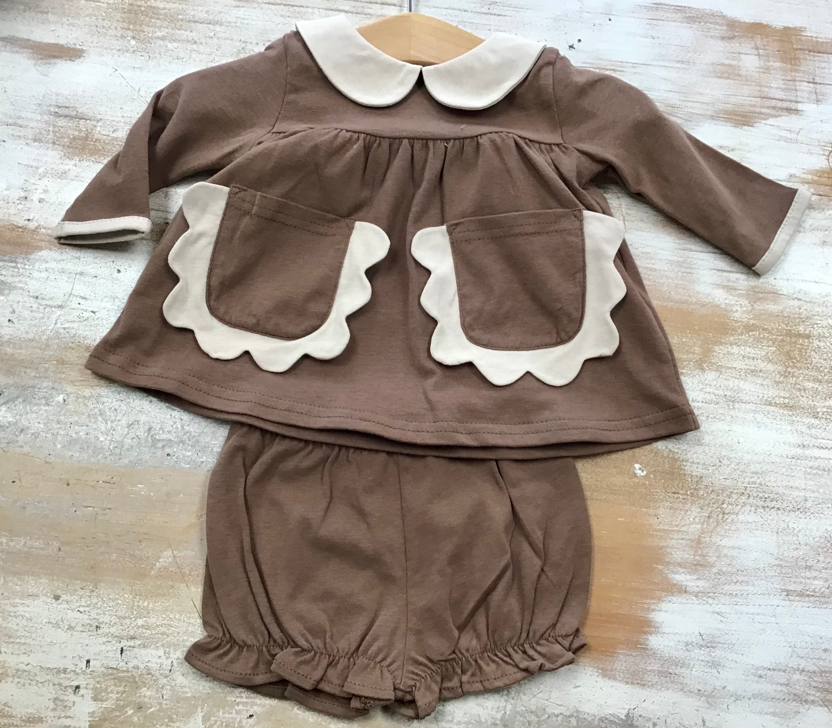 Collared Brown Set