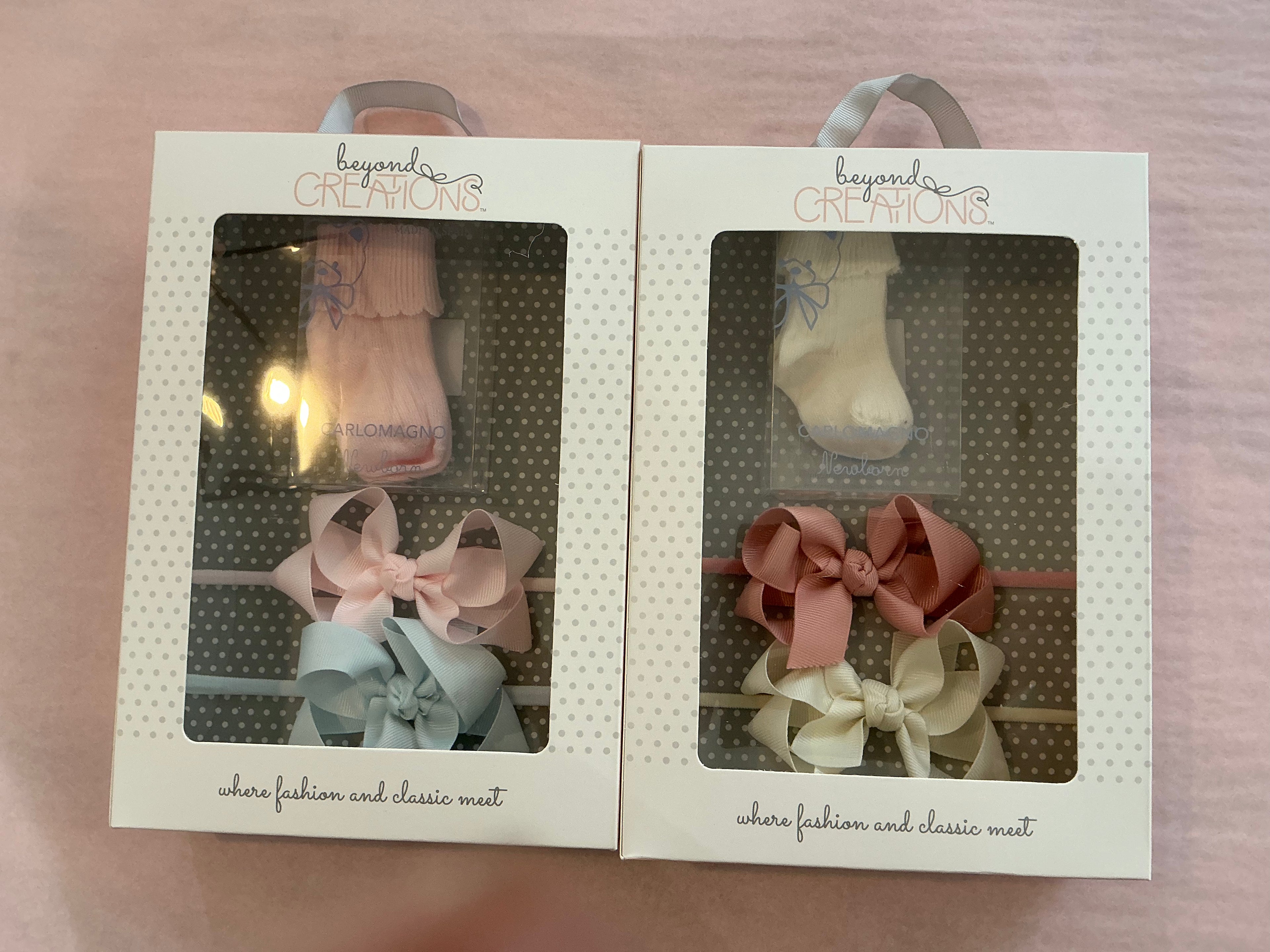 Bow Gift Box w/ Socks