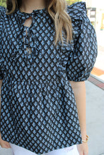 Della Top