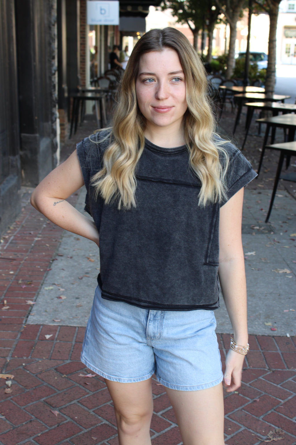 Raven Top