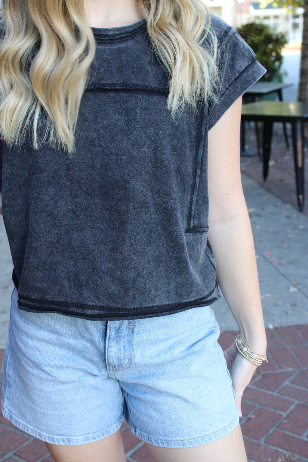 Raven Top