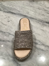 Layback Mushroom Sandal